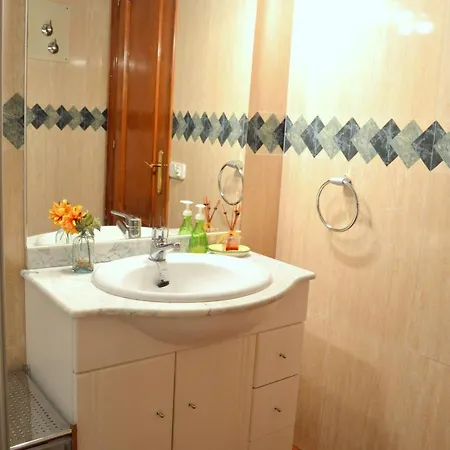 La Maison Jaune - House Holiday home *