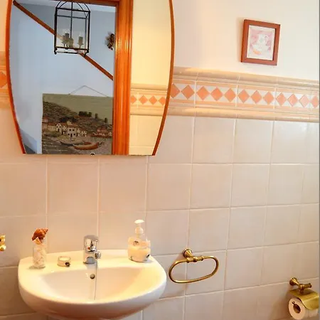 La Maison Jaune - House Holiday home *